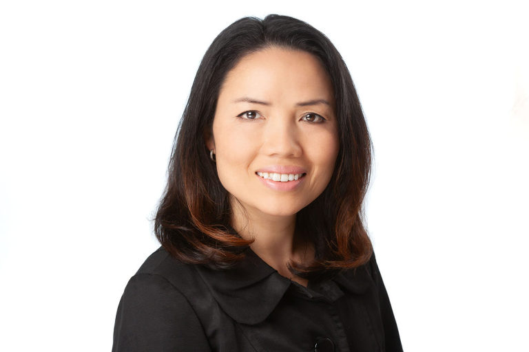 Professional headshots for women Bentleigh East Melbourne